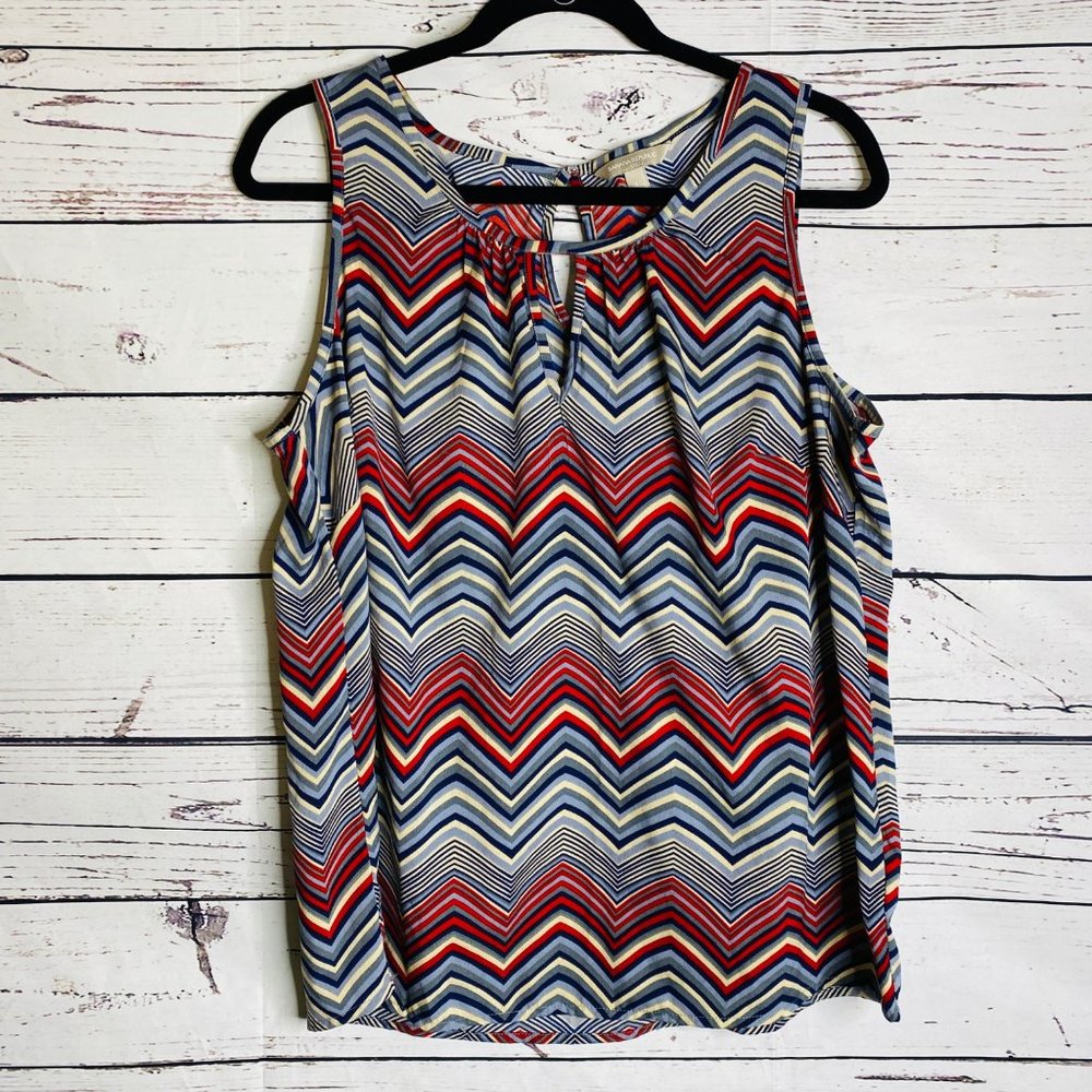 Banana Republic Women's Chevron Print Keyhole Neck Sleeveless Top Blue Red Large